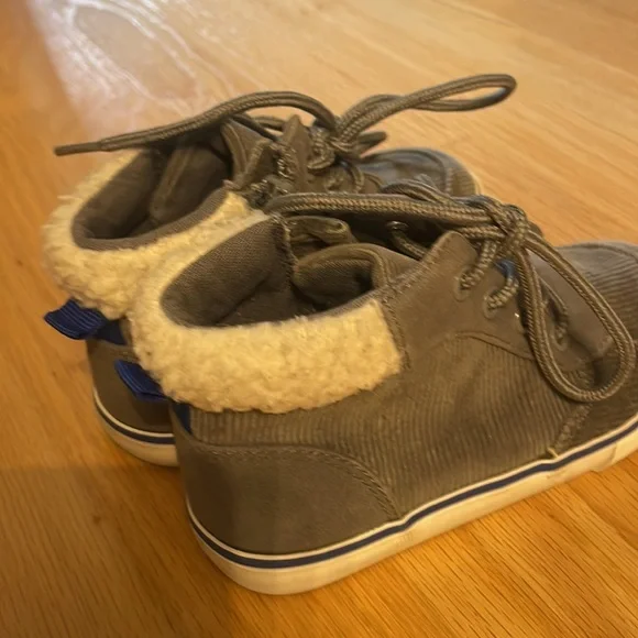 Toddler Grey Corduroy Faux Sherpa side zip high top shoes, GAP KIDS size 9 - Picture 5 of 8